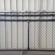 Double scroll chainwire